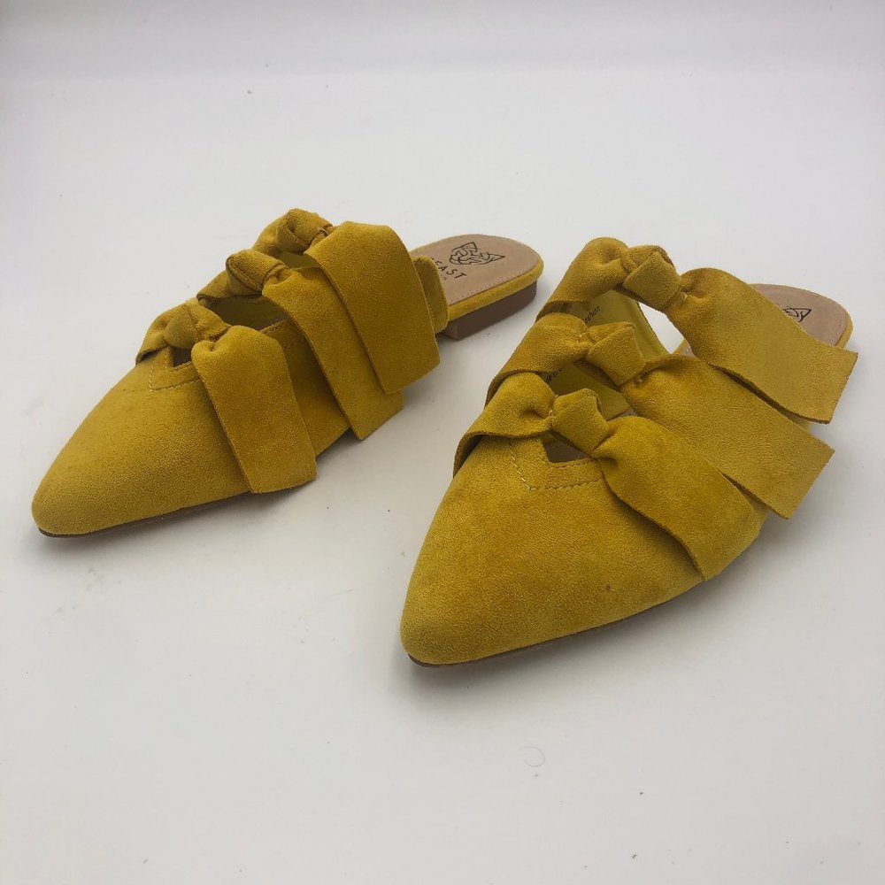 Beast Fashion Yellow Vegan Slides, Women's 7.5/EUR 38